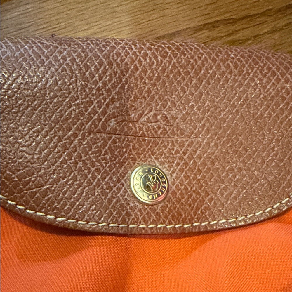 Longchamp tote bag in Vibrant Orange